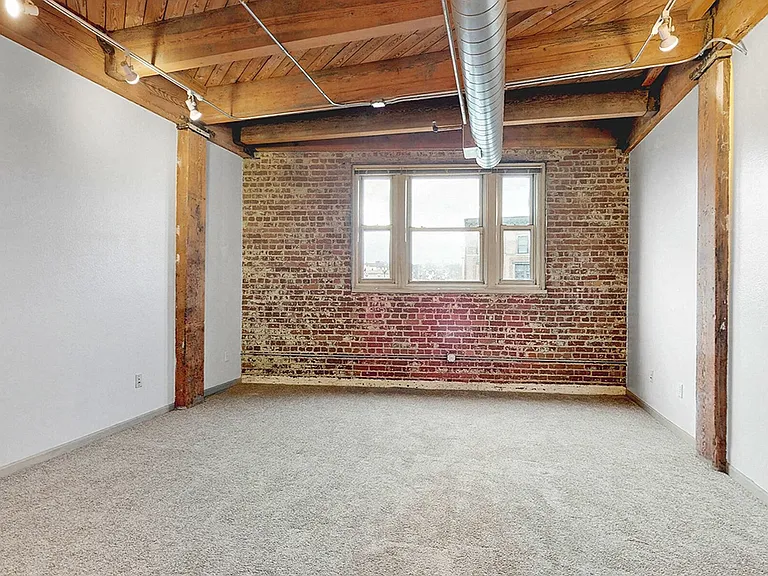Old Market Lofts — Photo 45