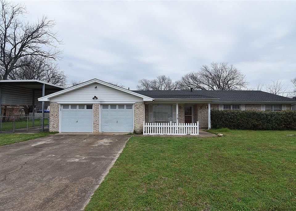 1st image of 612 W Fm Road 1187