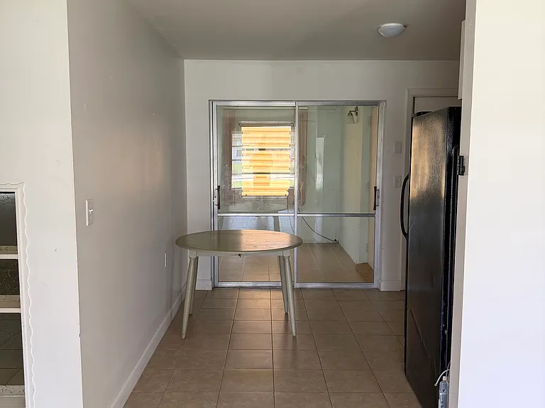 429 SE Fini Dr #429 — Photo 6