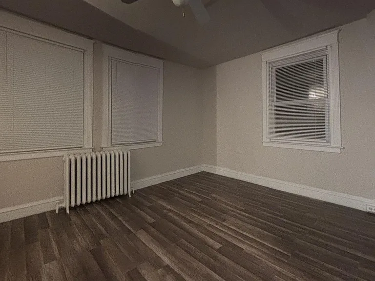 6927 Guilford Rd — Photo 3