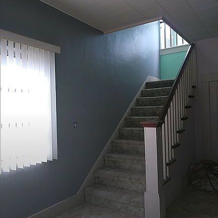 Stairs to master suite