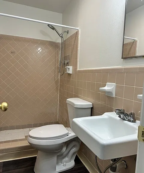 143 Howard St — Photo 13