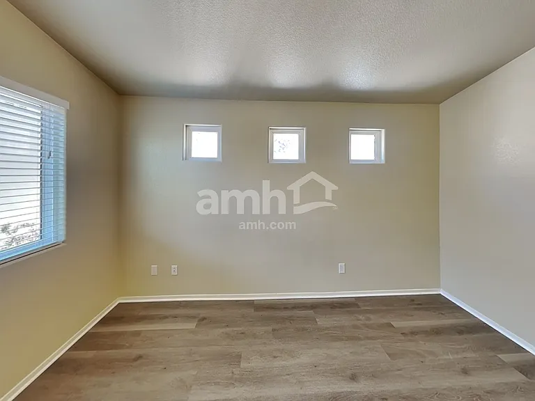6215 Van Eps Ct — Photo 12