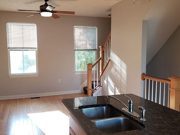 3rd image of 147 N 21st St
