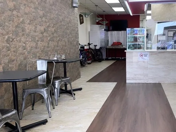 5011 Avenue N image 4 of 14