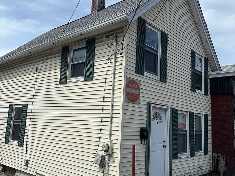 14 Sheridan St — Photo 8
