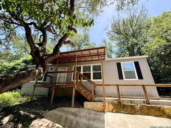 159 Deer Ln, New Braunfels, TX 78130