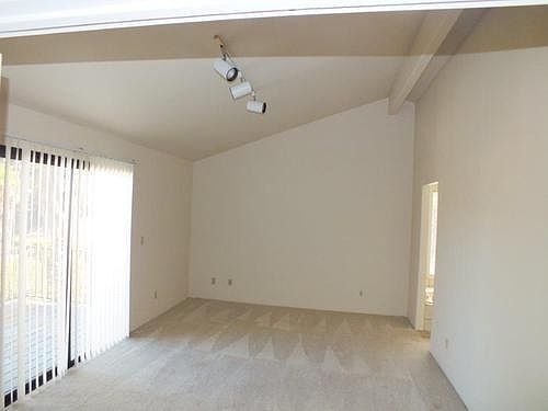 5th image of 15321 La Plata Ct