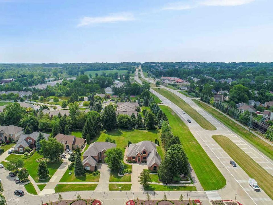 1st image of 56955 Aberdeen Dr