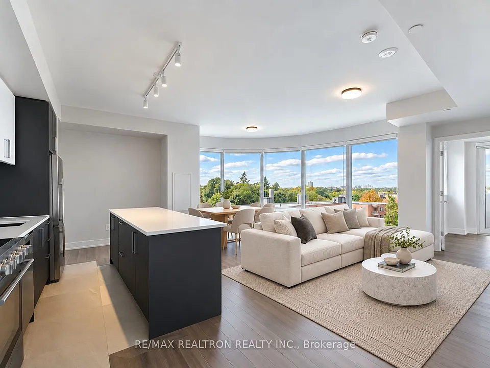 2525 Bathurst St #507