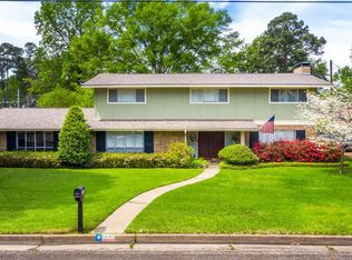 1601 Willowview St, Longview, TX 75604