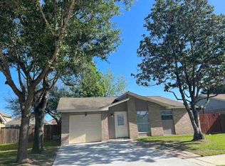 10627 Thorncliff Dr, Humble, TX 77396