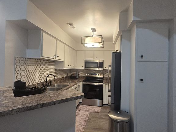 2nd image of 742 Brookside Dr APT 302