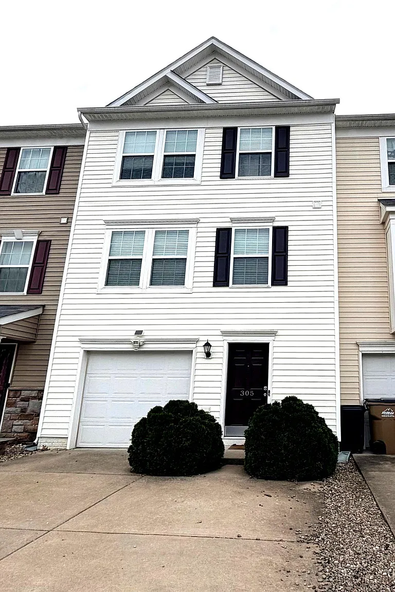 305 Turquoise Ln #1 photo 1