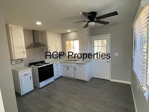 2nd image of 5335 W Avenue L14