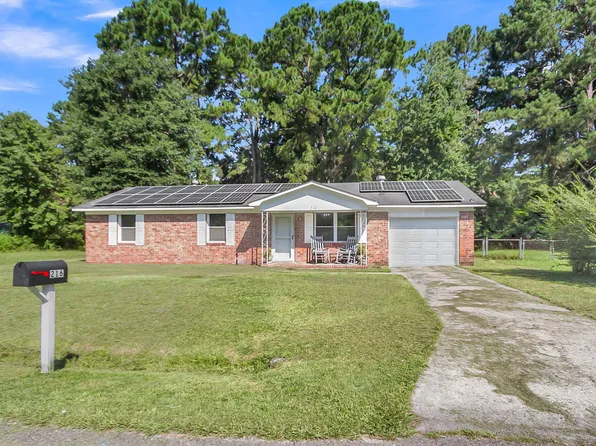 216 Gardenia St, Summerville, SC 29483