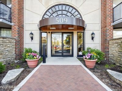 509 Aurora Ave Unit 616, Naperville, IL, 60540