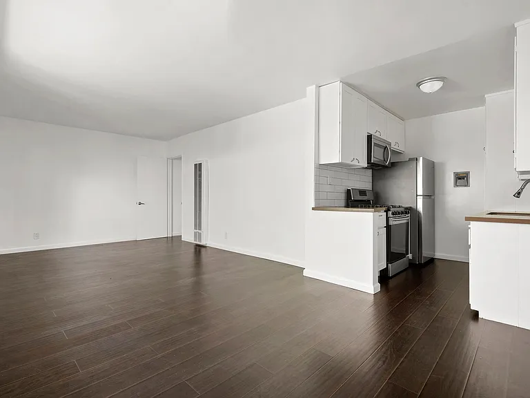 1645 Federal Ave #3 — Photo 5