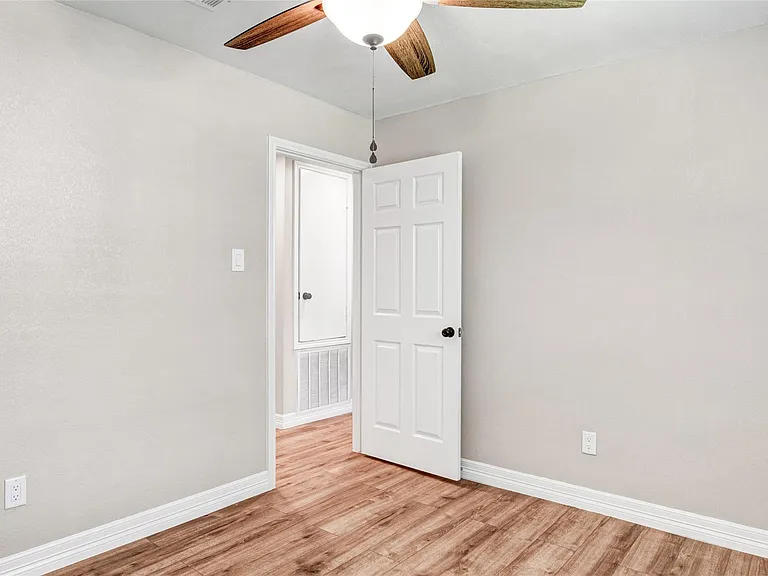 6023 Sean Ct — Photo 33