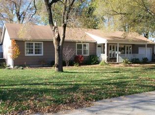 112 N Pine St, Gardner, KS 66030