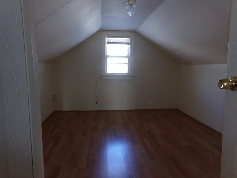 1019 Autumn St — Photo 9