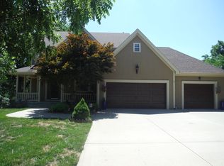 29103 E 116th St, Lees Summit, MO 64086
