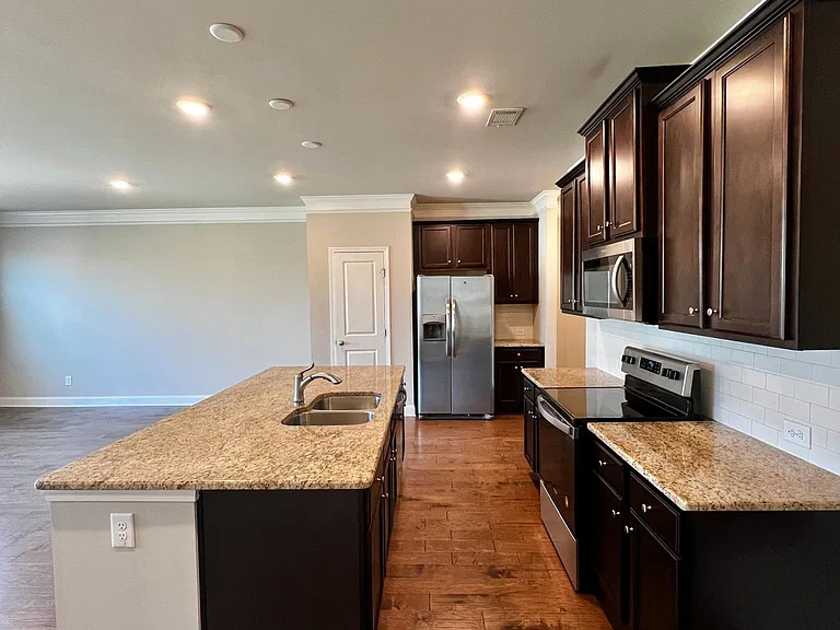 3383 Pearl Ridge Way — Photo 4