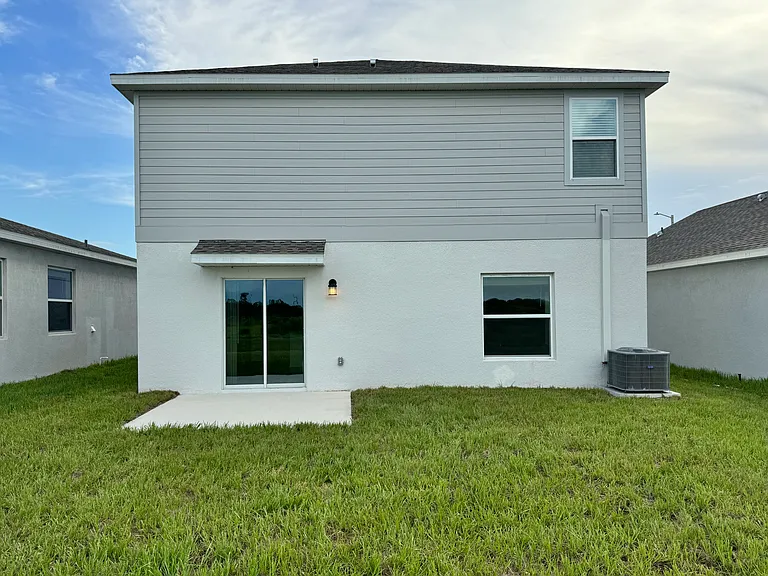 553 Reggie Rd — Photo 10
