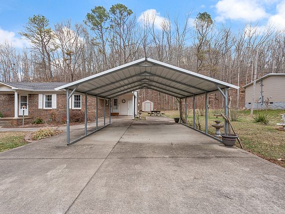 3rd image of 111 Curtis Dr