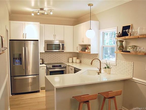 3rd image of 21333 Aftonshire Dr #30