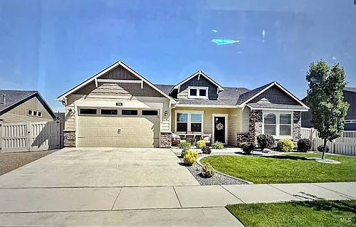 2116 E Melwood St Photo 1