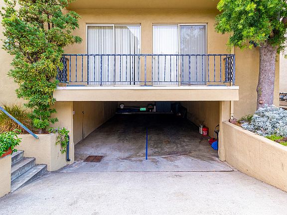 2nd image of 1308 Berkeley St APT 1