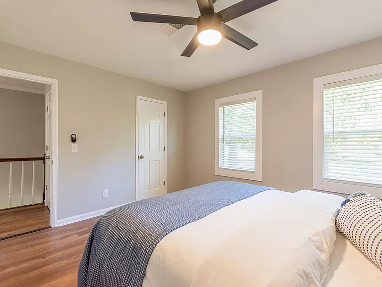 455 Cove Dr NE — Photo 16