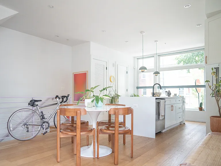 1201 Kearny St NE #101 — Photo 12