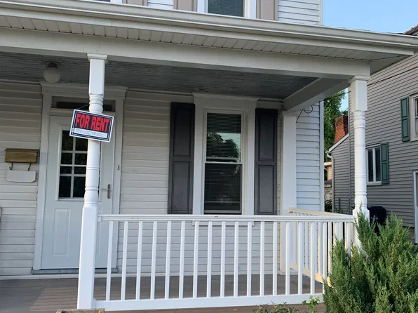 244 E Madison St, Greencastle, PA 17225