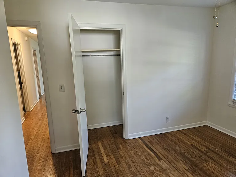 118 Meadowgreen Ct — Photo 13