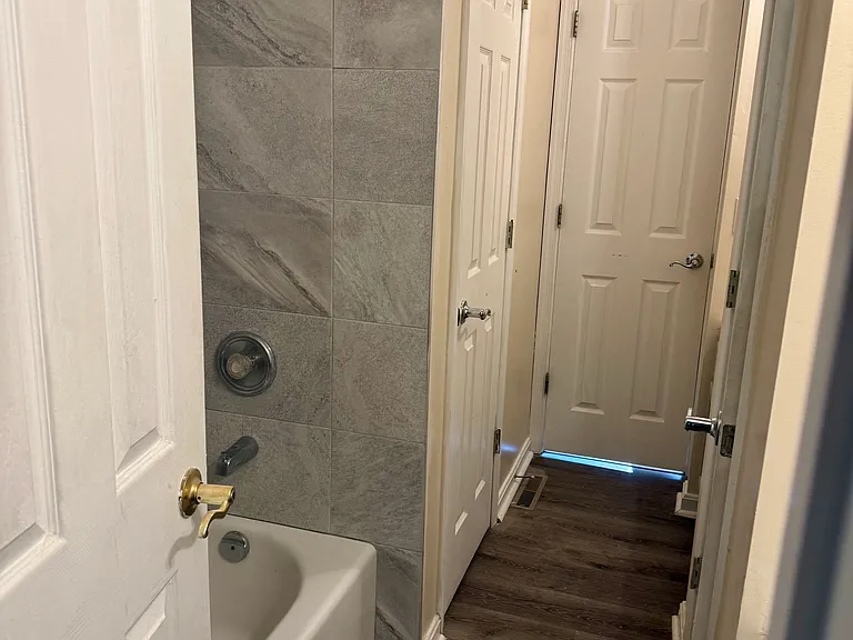 22570 Lower Kells Ln — Photo 13