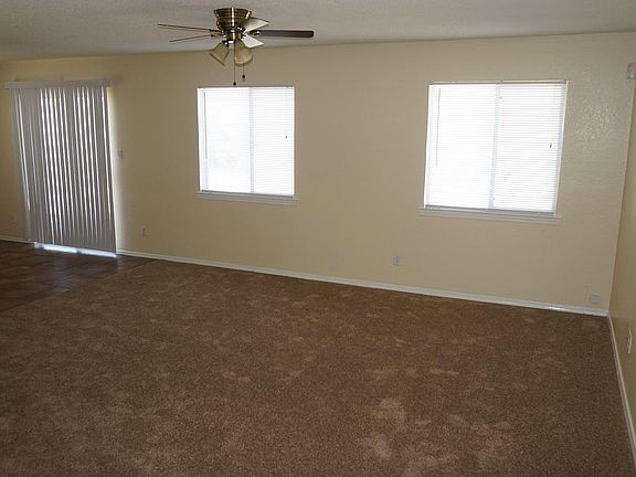 3rd image of 2409 Tierra Humeda Dr