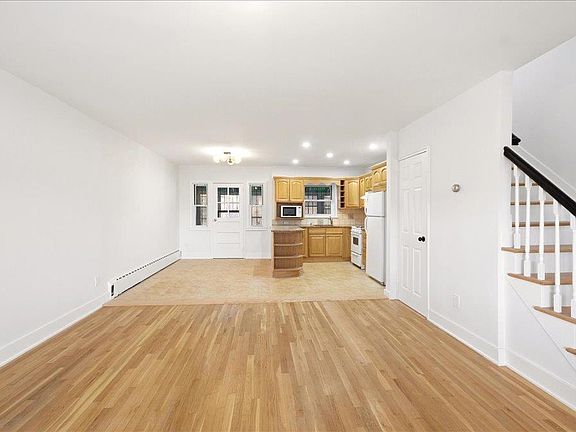2nd image of 3337 Gunther Avenue