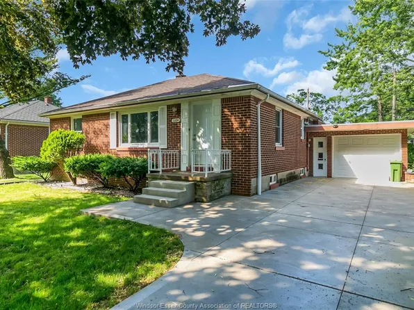 3331 Longfellow Ave, Windsor, ON N9E 2L7