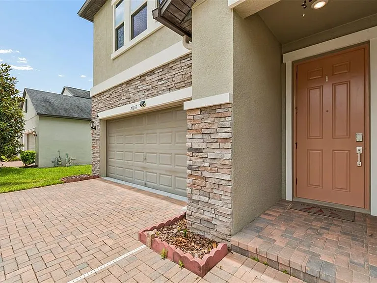 25057 Lambrusco Loop — Photo 4