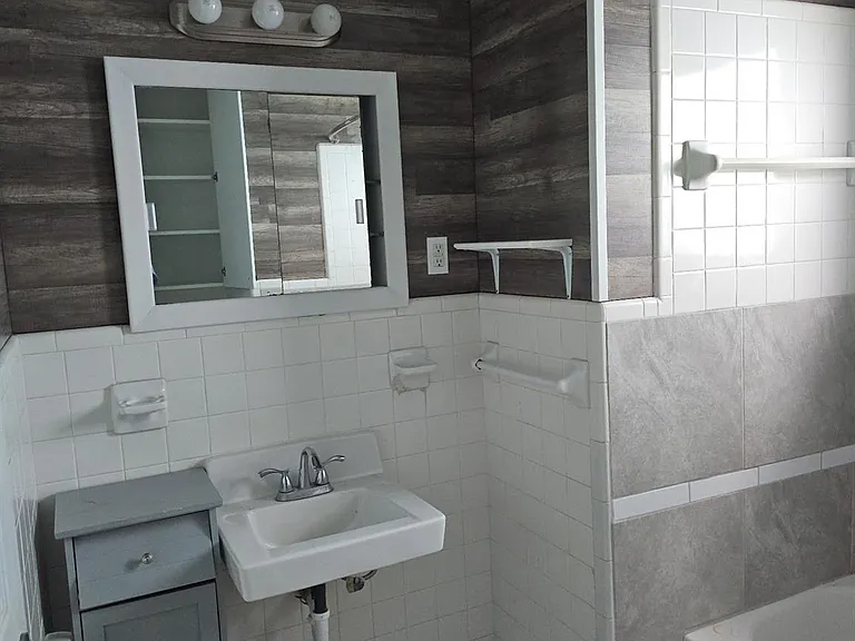 5208 Bernardo De Galvez — Photo 7