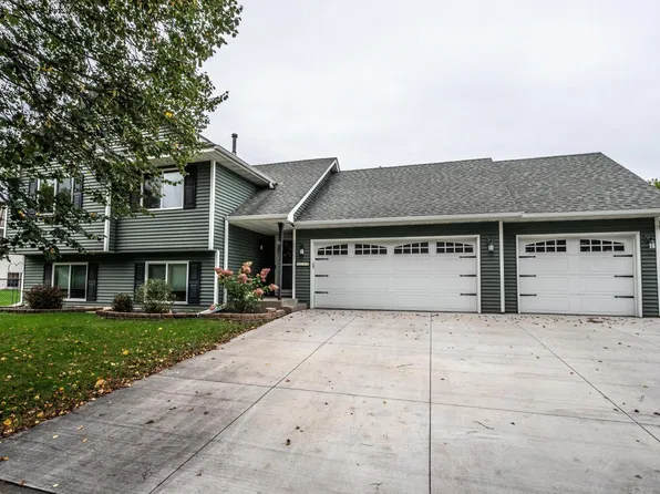 1107 Walnut St, Farmington, MN 55024