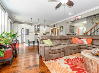 3216 Beaumont Centre Cir, Lexington, KY 40513