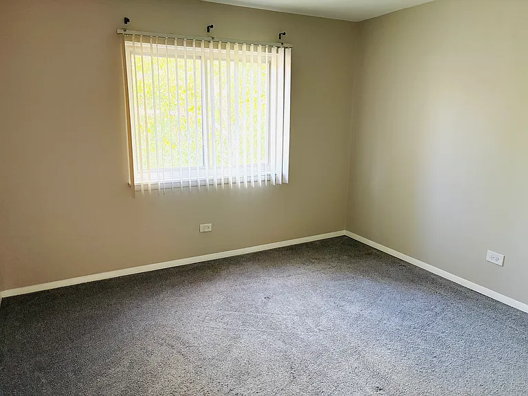 2229 Nichols Rd #E — Photo 7