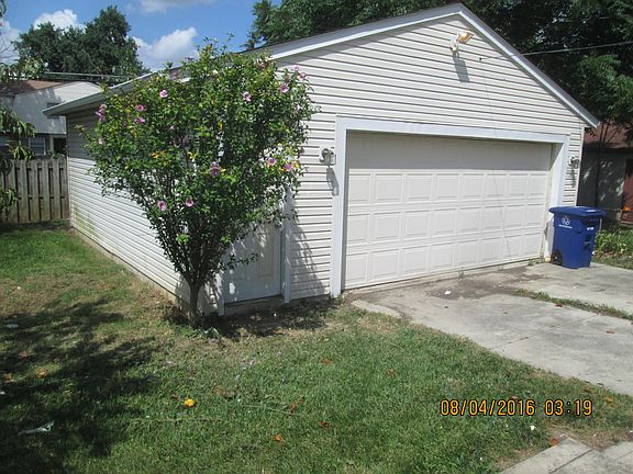4th image of 1728 Brookfield Sq N