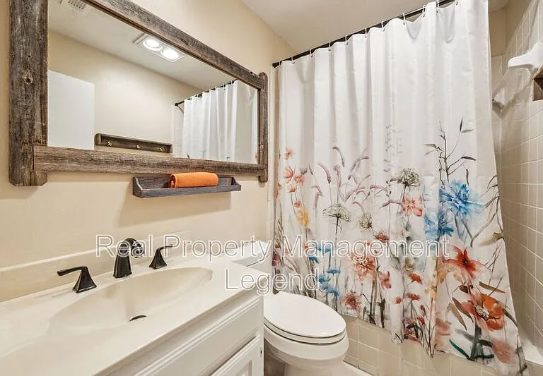 2739 Sedgeway Ln — Photo 4