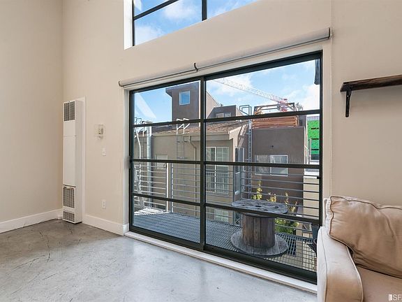 4th image of 370 7th St Unit 11