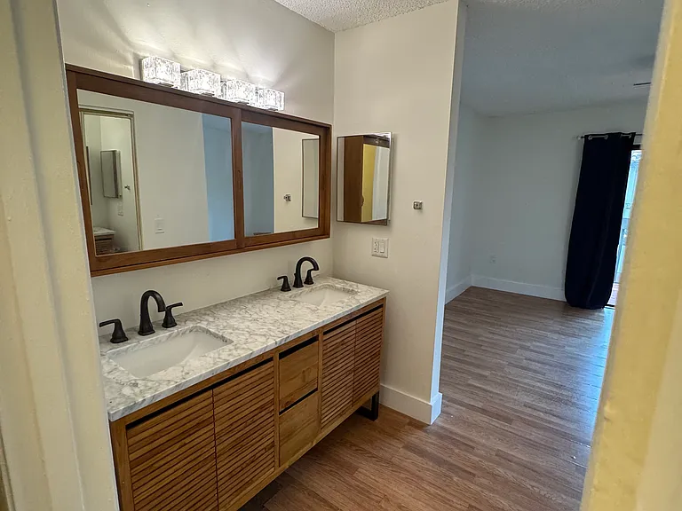 11026 SW 132nd Ct #3 — Photo 6