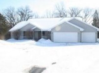 2709 W Deer Path Trl, Janesville, WI